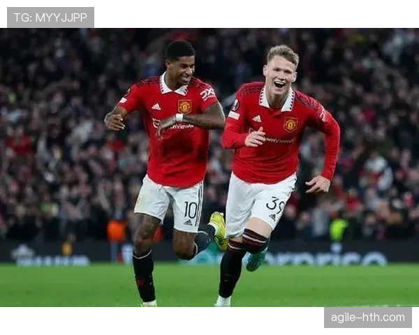 B费踢法冒险是否合理:高风险推进与进攻组织效率分析 B费踢法冒险是否合理:高风险推进与进攻组织效率分析